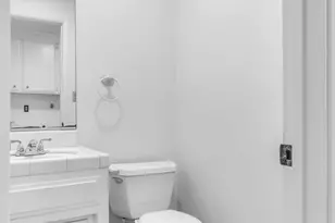 944 47th St, Sacramento, CA 95819 - Photo 8