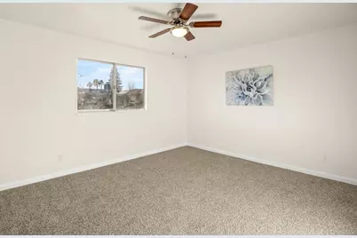 4359 W Cardiff Avenue, Fresno, CA 93722 - Photo 18