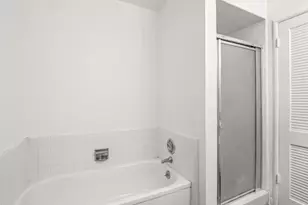 3725 N Fruit Ave, Fresno, CA 93705 - Photo 16