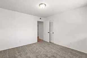 3725 N Fruit Ave, Fresno, CA 93705 - Photo 14