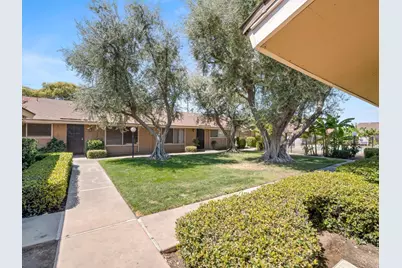 3725 N Fruit Avenue #B, Fresno, CA 93705 - Photo 2