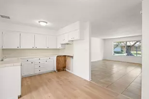 3725 N Fruit Ave, Fresno, CA 93705 - Photo 12