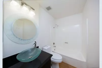 3468 Sugarcreek Drive, San Jose, CA 95121 - Photo 18