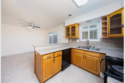 3468 Sugarcreek Drive, San Jose, CA 95121 - Photo 42