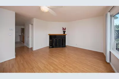3468 Sugarcreek Drive, San Jose, CA 95121 - Photo 6