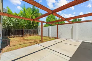 851 38th St, Sacramento, CA 95816 - Photo 20