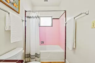 851 38th St, Sacramento, CA 95816 - Photo 16