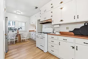 851 38th St, Sacramento, CA 95816 - Photo 10