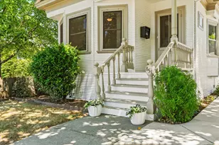 851 38th St, Sacramento, CA 95816 - Photo 2