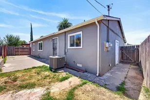 629 Lee Dr, Sacramento, CA 95815 - Photo 44
