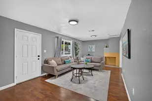 629 Lee Dr, Sacramento, CA 95815 - Photo 32