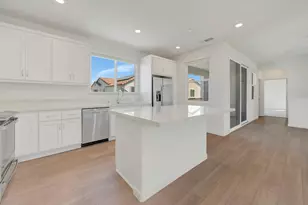 14545 Southpointe Dr, Folsom, CA 95630 - Photo 4