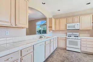 9256 Palmerson Dr, Antelope, CA 95843 - Photo 6