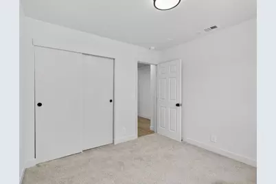 7412 Somerton Way, Sacramento, CA 95828 - Photo 18