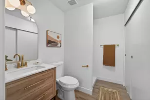 7412 Somerton Way, Sacramento, CA 95828 - Photo 12