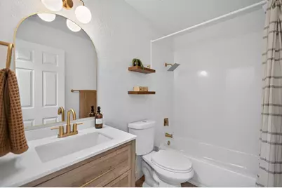 7412 Somerton Way, Sacramento, CA 95828 - Photo 16