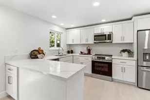 815 Commons Dr, Sacramento, CA 95825 - Photo 18