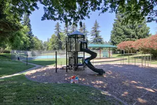 815 Commons Dr, Sacramento, CA 95825 - Photo 60