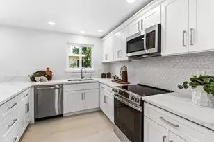 815 Commons Dr, Sacramento, CA 95825 - Photo 20