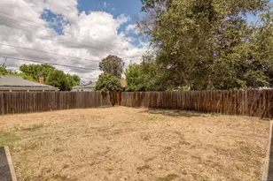 1121 Brookside Rd, Stockton, CA 95207 - Photo 30