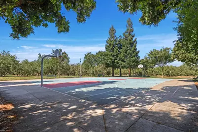1945 San Ramos Way, Modesto, CA 95358 - Photo 40