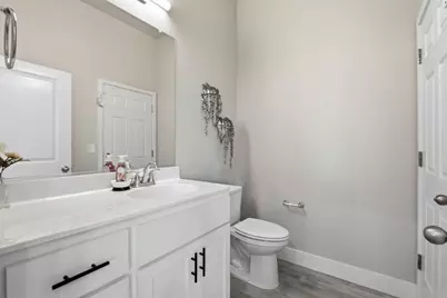 2333 Bharvani Avenue, Manteca, CA 95337 - Photo 18