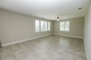 1483 Lily Ln, Turlock, CA 95382 - Photo 8