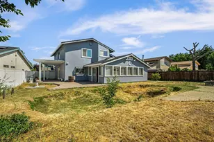 8926 Mountain Home Ct, Elk Grove, CA 95624 - Photo 32