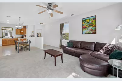 131 Chelwood Lane, Sacramento, CA 95823 - Photo 4