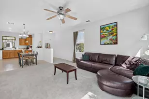 131 Chelwood Ln, Sacramento, CA 95823 - Photo 4