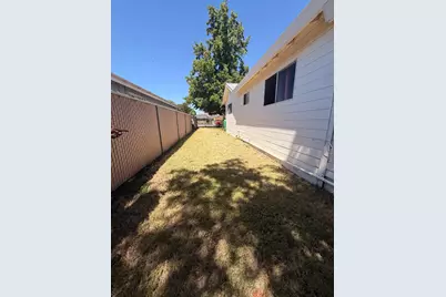 15460 5th Street, Lathrop, CA 95330 - Photo 2