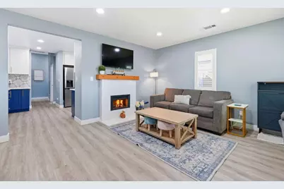 2172 7th Avenue, Sacramento, CA 95818 - Photo 12