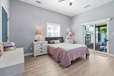 2172 7th Avenue, Sacramento, CA 95818 - Photo 32