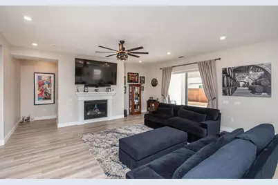 8471 Tulip Court, Roseville, CA 95747 - Photo 20