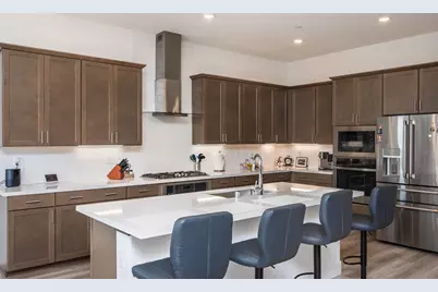 8471 Tulip Court, Roseville, CA 95747 - Photo 24
