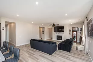 8471 Tulip Ct, Roseville, CA 95747 - Photo 18