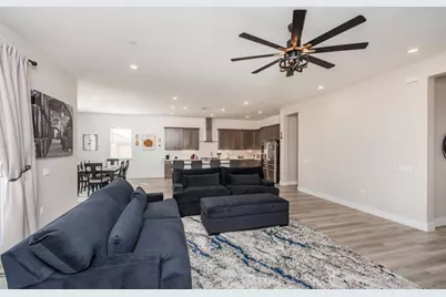 8471 Tulip Court, Roseville, CA 95747 - Photo 16