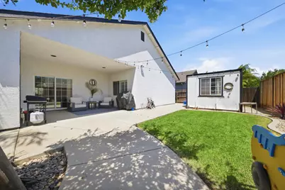 1813 Redwood Avenue, Atwater, CA 95301 - Photo 18