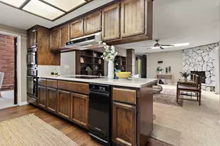 8285 Mercer Way, Fair Oaks, CA 95628 - Photo 12