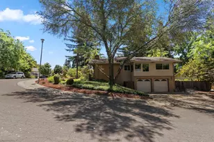 8285 Mercer Way, Fair Oaks, CA 95628 - Photo 40