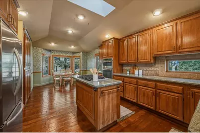 13868 Hemlock Drive, Penn Valley, CA 95946 - Photo 10