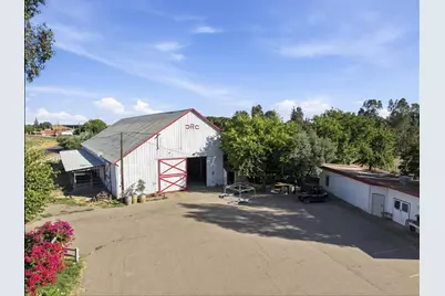 3943 W California Ave, Tracy, CA 95304 - Photo 32