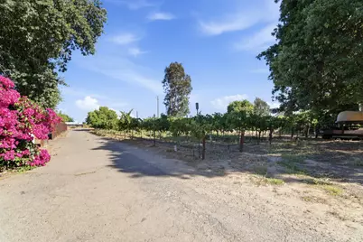 3943 W California Ave, Tracy, CA 95304 - Photo 12