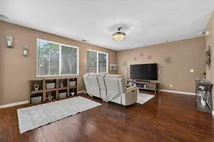 2280 Ellesmere Loop, Roseville, CA 95747 - Photo 4