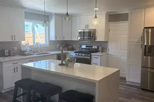 7201 Candlestick Way, Sacramento, CA 95842 - Photo 4