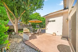 2529 Dinwiddie Way, Elk Grove, CA 95758 - Photo 34