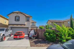 1767 W Woodward Ave, Manteca, CA 95337 - Photo 2