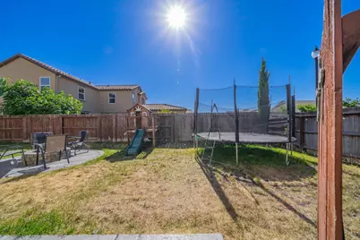 1767 W Woodward Avenue, Manteca, CA 95337 - Photo 44