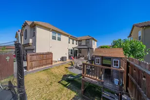 1767 W Woodward Ave, Manteca, CA 95337 - Photo 40