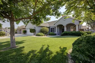 1704 Nutshell Ct, Hughson, CA 95326 - Photo 1